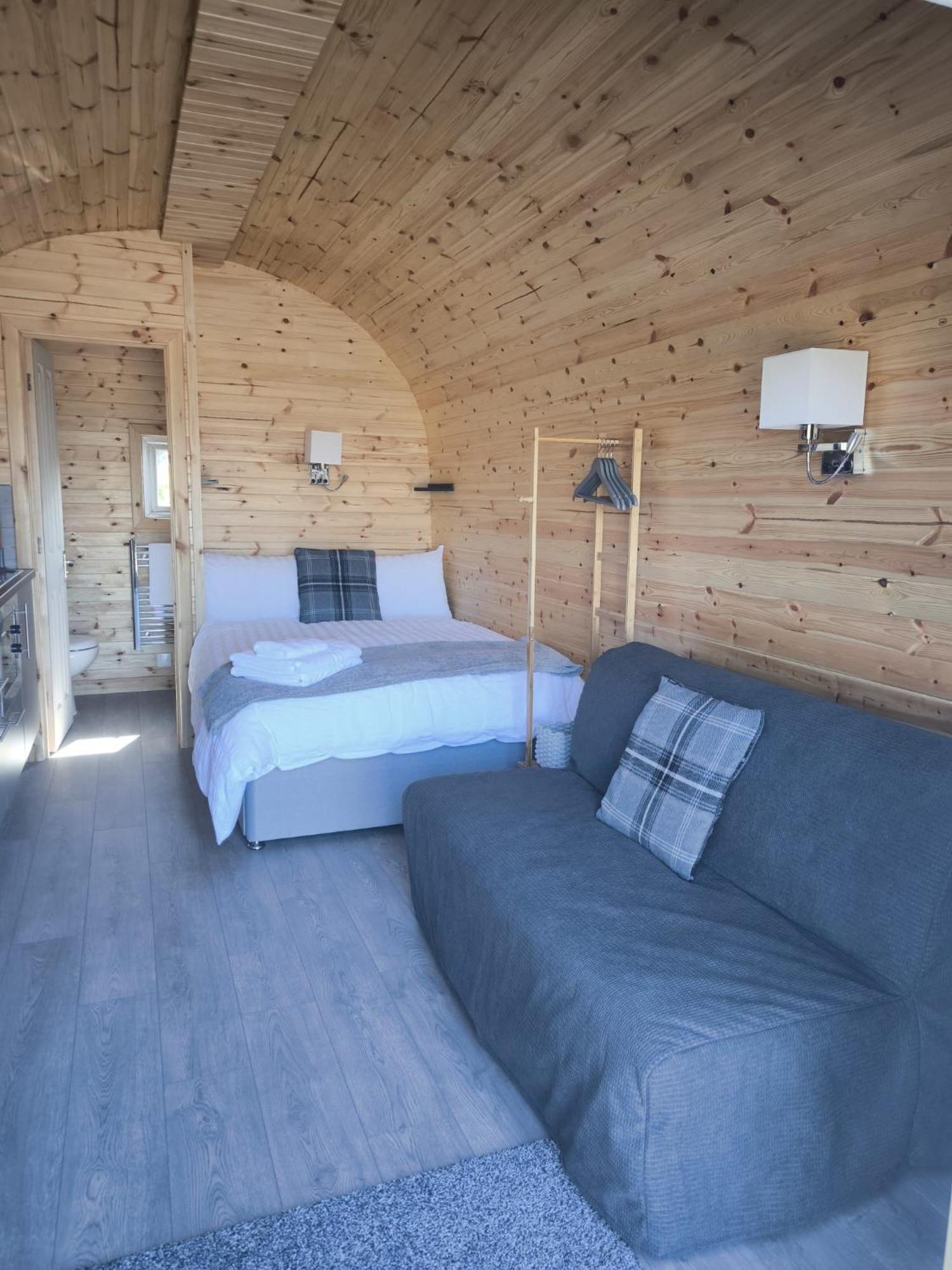 Aurora Skye Hotel Breakish Екстериор снимка